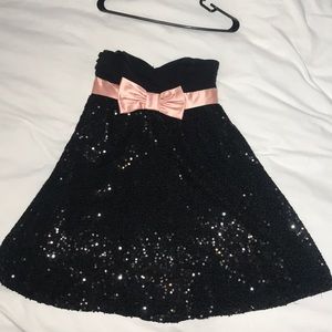 Betsey Johnson cocktail dress sz 4